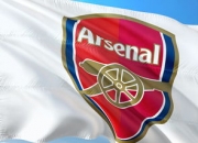 乐鱼体育平台-阿森纳客场反扑，逆转获胜积分榜上升