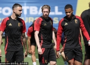 乐鱼体育官网app-葡萄牙队在淘汰赛中战胜比利时，晋级半决赛