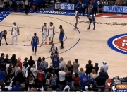 乐鱼体育平台-尼克斯击败魔术继续胜利