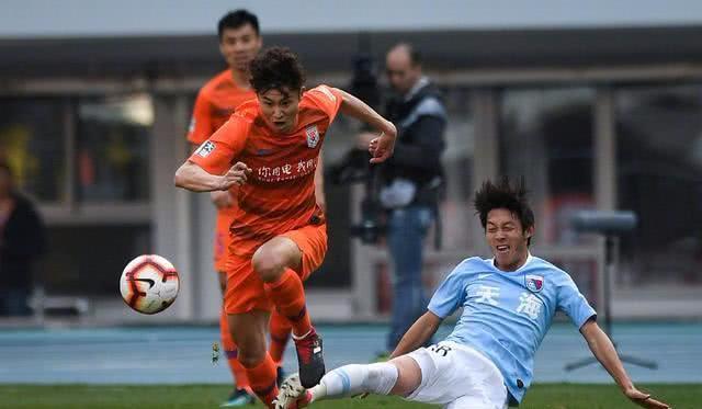 天津天海客场大胜,稳坐积分榜前列 天津天海客场大胜,稳坐积分榜前列