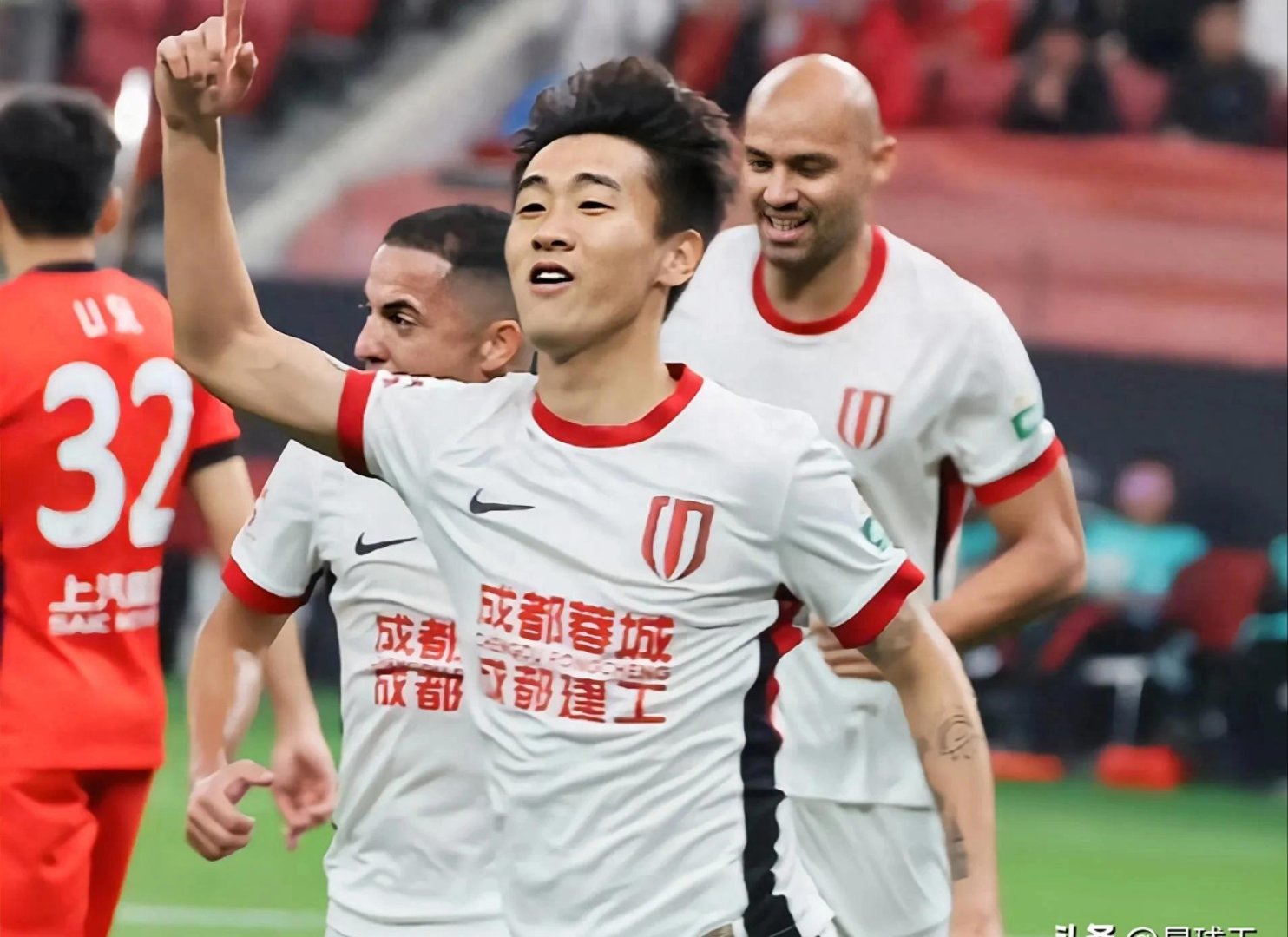 海口乐凯客场战胜成都蓉城,继续领跑中甲的简单介绍 海口乐凯客场战胜成都蓉城,继续领跑中甲的简单介绍