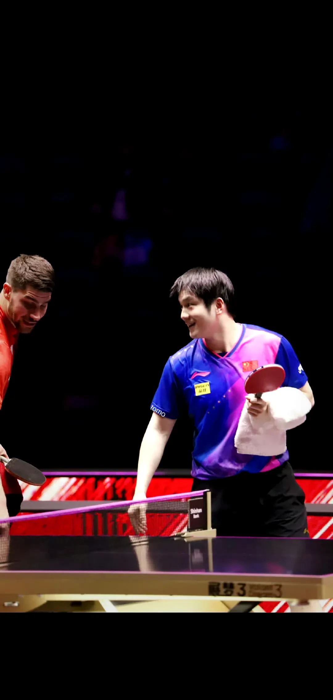 球员们在比赛中彰显出色实力,势不可挡 球员们在比赛中彰显出色实力,势不可挡