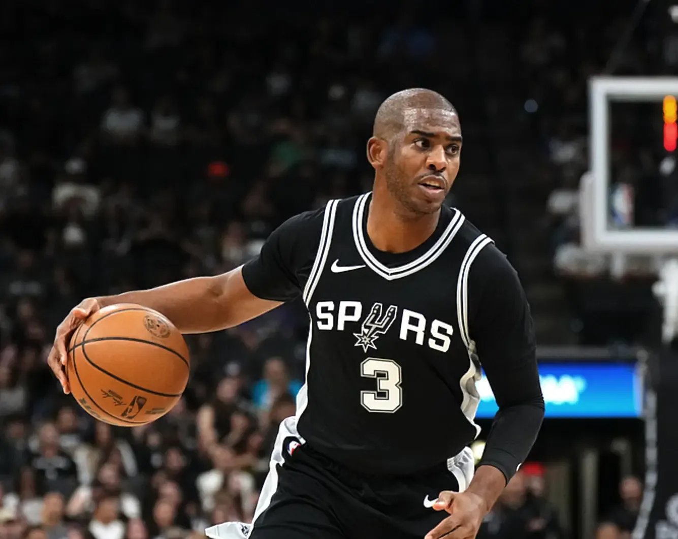 马刺遭遇客场失利,球队战绩不稳定 马刺遭遇客场失利,球队战绩不稳定