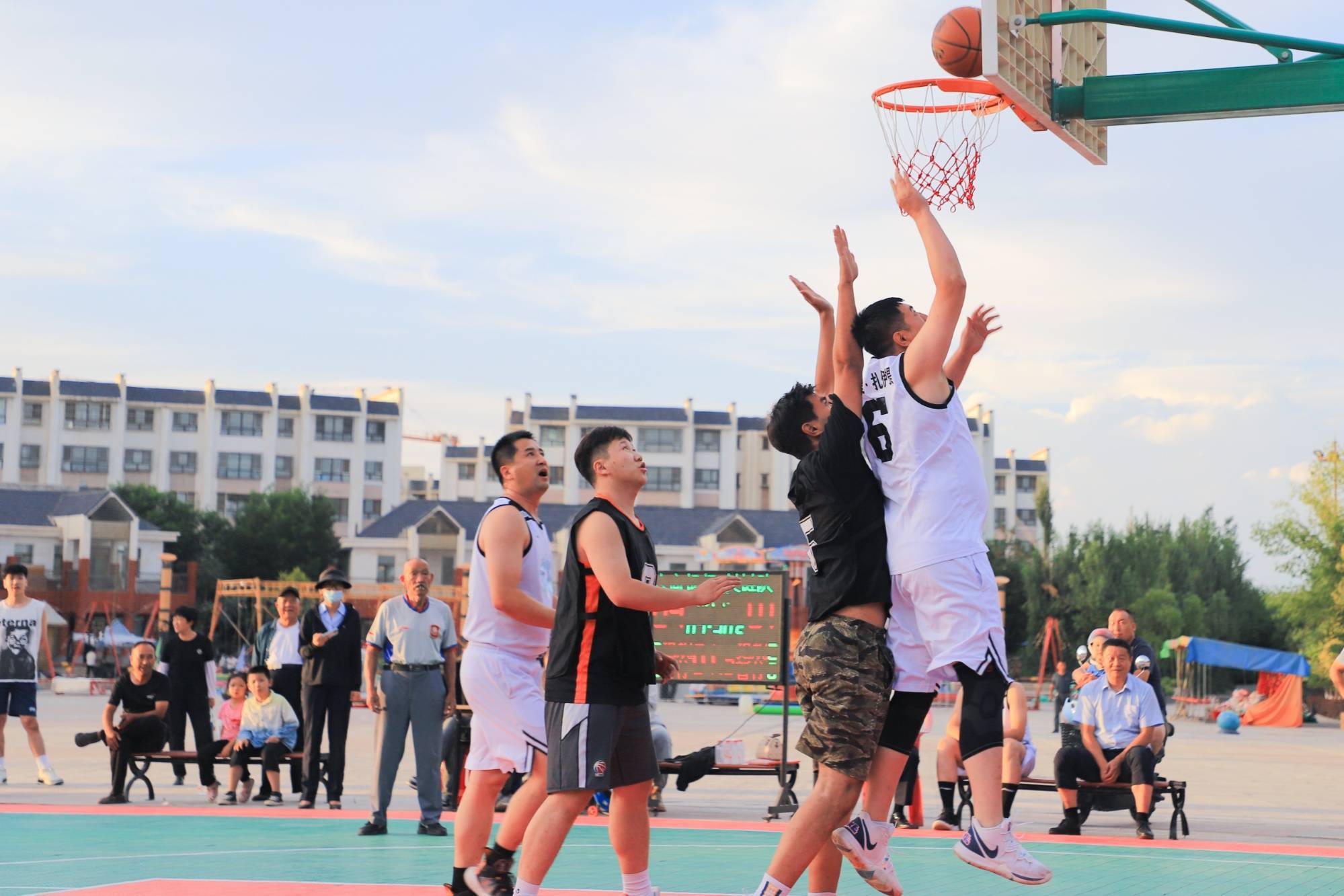 关于欧洲篮球联赛升级交流赛精彩纷呈的信息