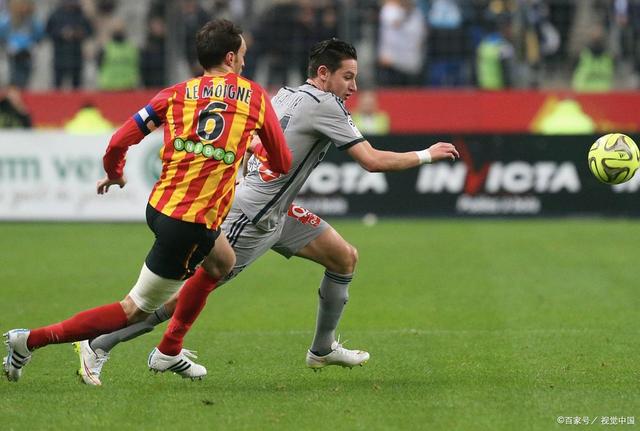 关于里昂击败对手，继续缩小积分差距的信息