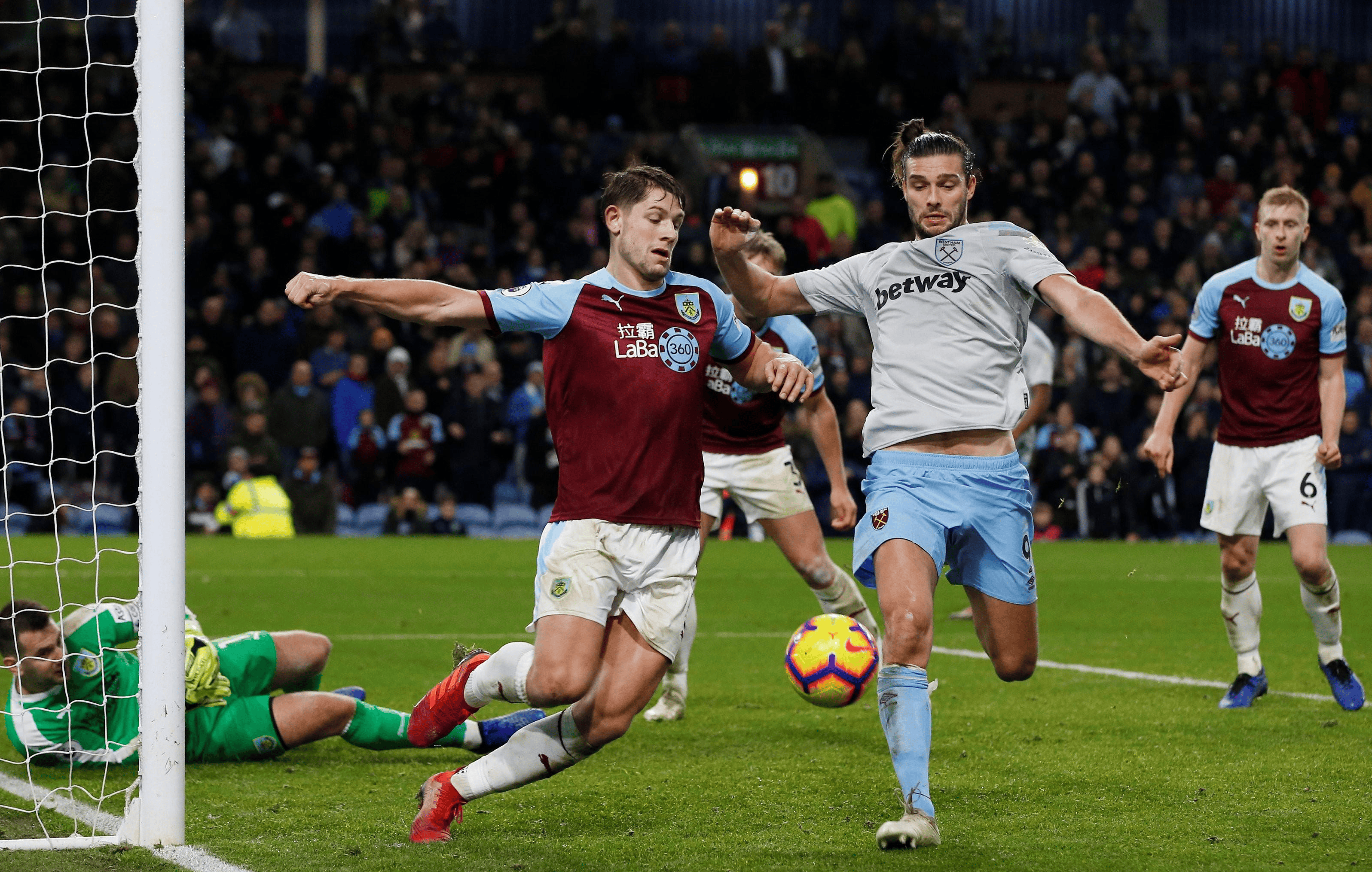 包含热刺客场取得关键胜利,继续追赶领跑积分榜的队伍的词条 包含热刺客场取得关键胜利,继续追赶领跑积分榜的队伍的词条