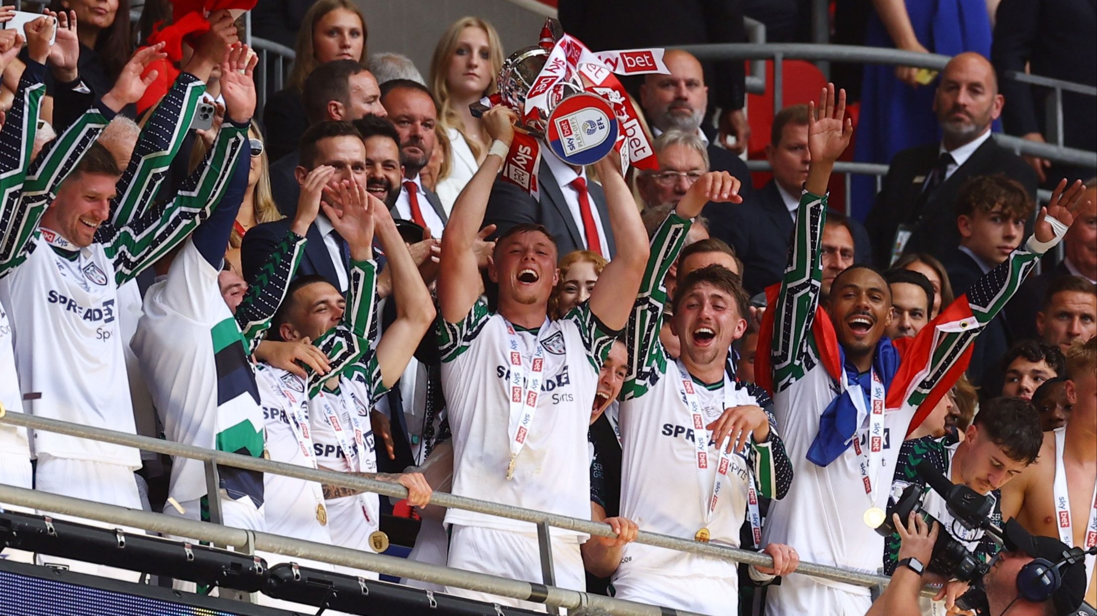 关于桑德兰队再度遭遇尴尬,球队真实状态受到质疑的信息 关于桑德兰队再度遭遇尴尬,球队真实状态受到质疑的信息