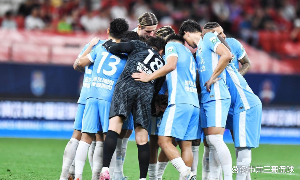 河南建业足球俱乐部在对战大连人队中取得胜利的简单介绍