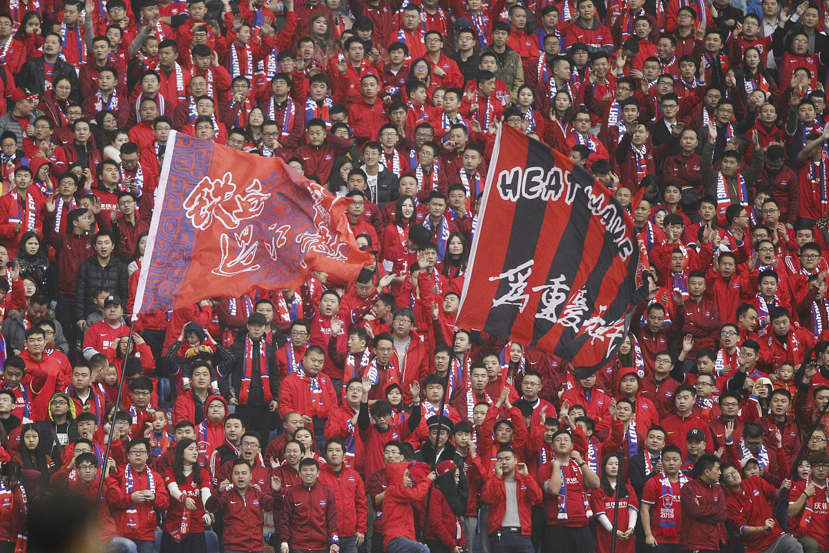 曼联战胜死敌，成功逆转晋级八强